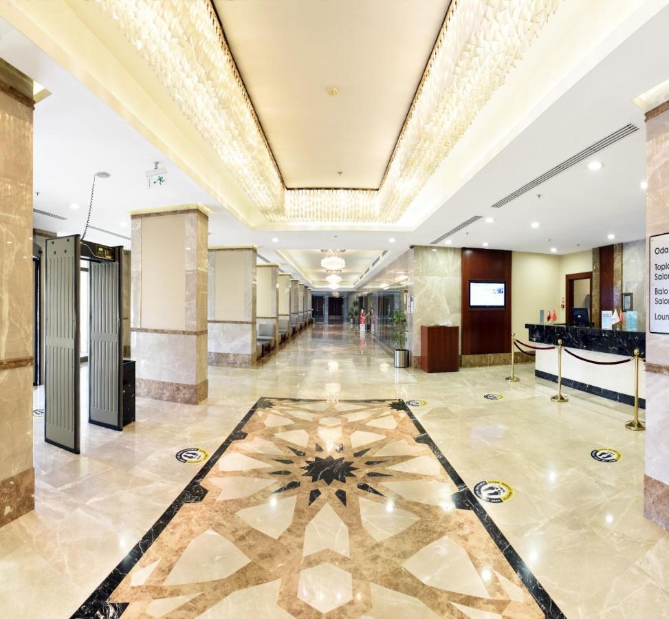 รามาดา พลาซา บาย วินด์แฮม มาลาเทีย อัลทิน คายิซิ Hotel มาลัทยา ภายนอก รูปภาพ